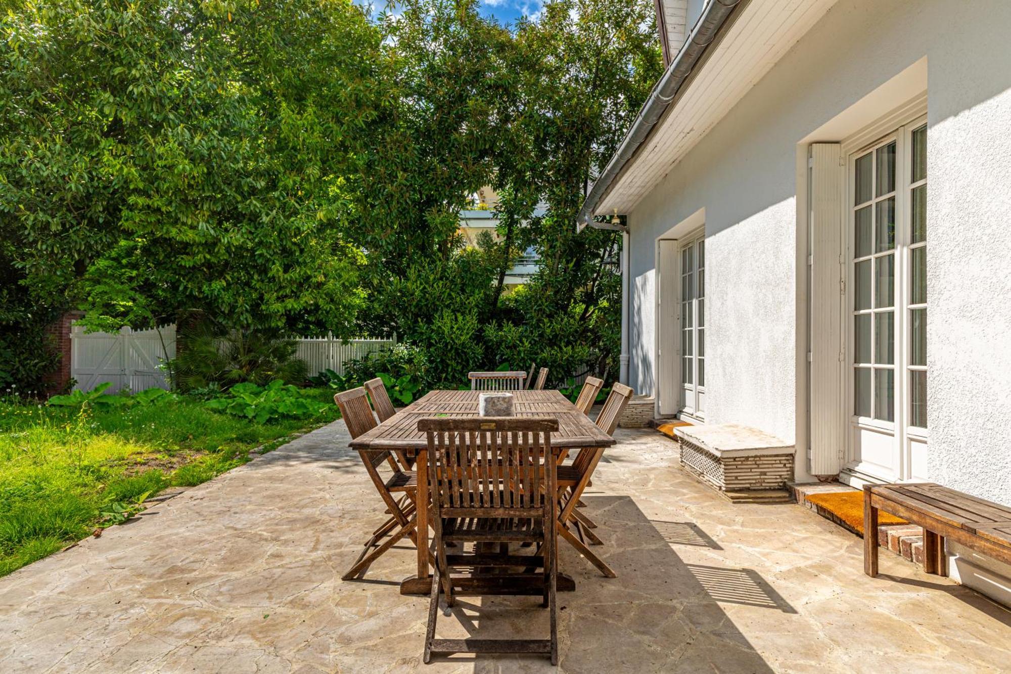 Grand & Classy Apartment With Private Garden, Villa Des Ammonites Meudon Zewnętrze zdjęcie